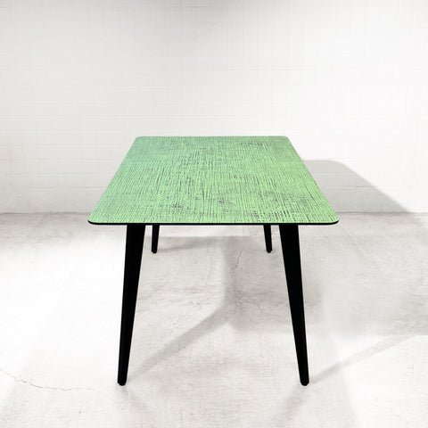 Paint Table LATTICE-GREEN