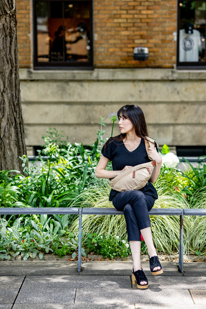 20kgまでのお子さまを抱っこできるファッションバッグ・「N/ORN Máni」（ノルンマーニ）