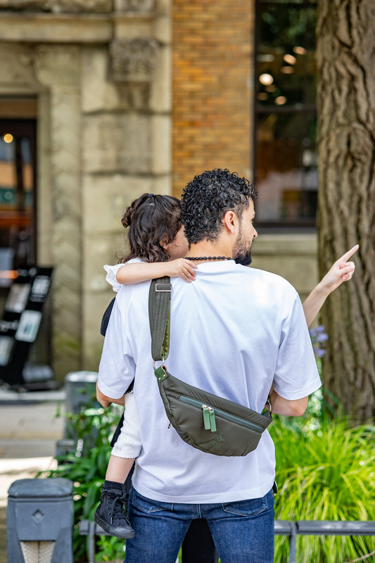 20kgまでのお子さまを抱っこできるファッションバッグ・「N/ORN Máni」（ノルンマーニ）