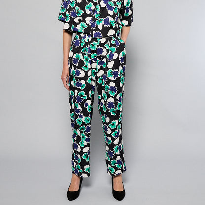 フローラルプリントプリーツパンツ