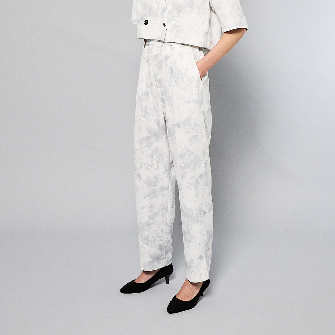 マーブルプリントプリーツパンツ