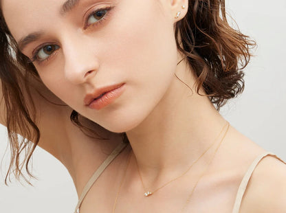 K18YG ４粒ダイヤモンドネックレス