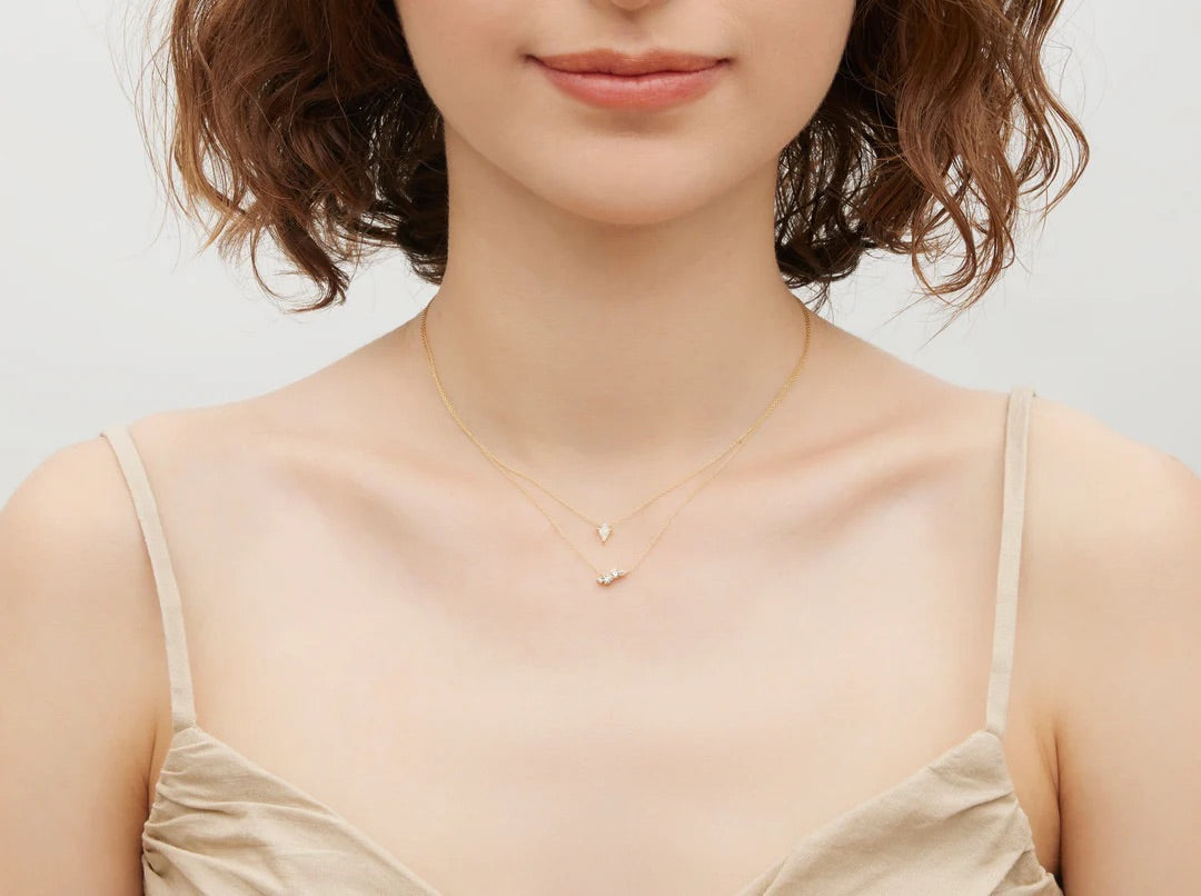 K18YG ４粒ダイヤモンドネックレス