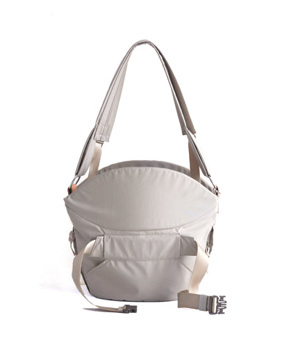 20kgまでのお子さまを抱っこできるファッションバッグ・「N/ORN」（ノルン）