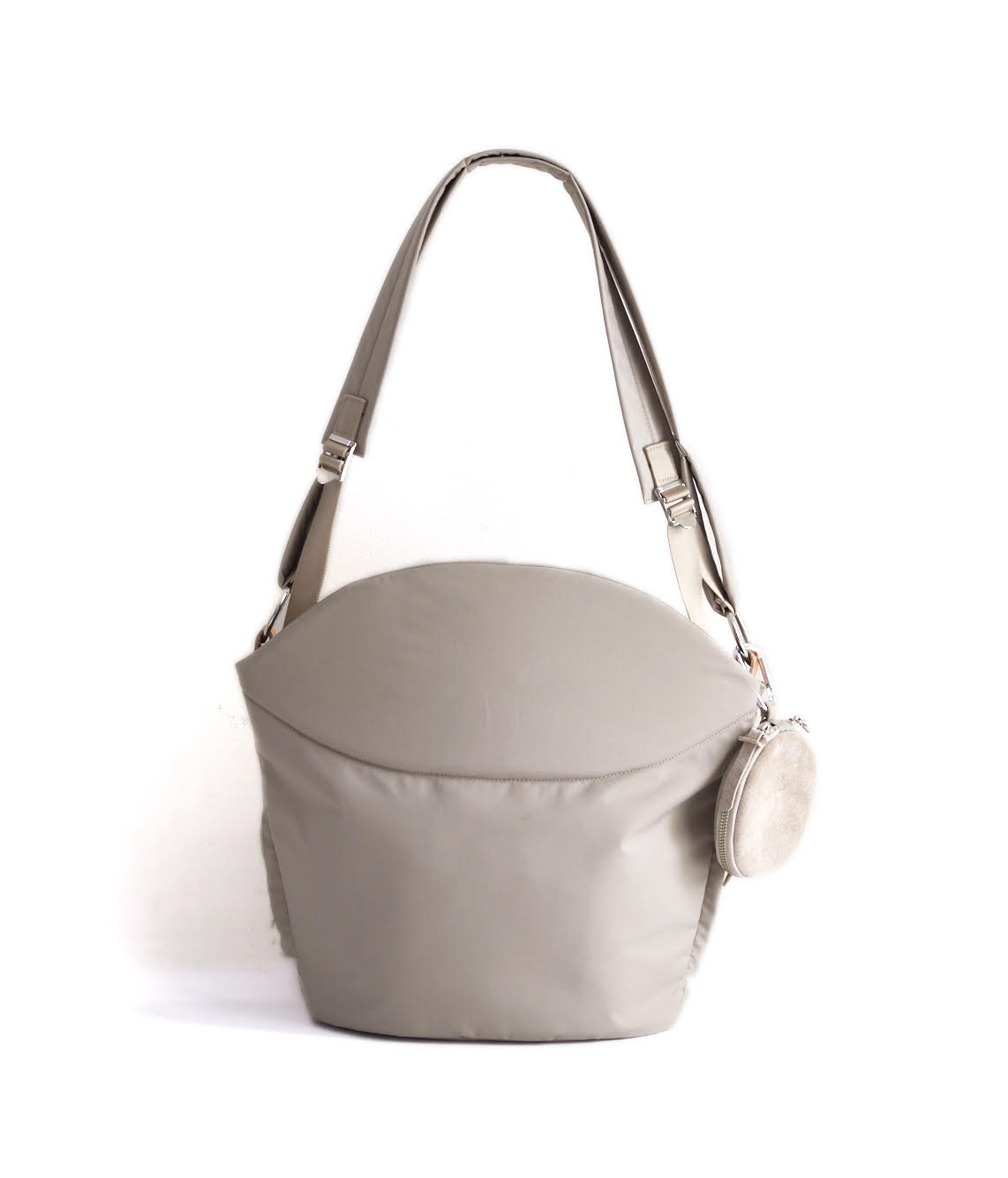 20kgまでのお子さまを抱っこできるファッションバッグ・「N/ORN」（ノルン）