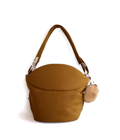 20kgまでのお子さまを抱っこできるファッションバッグ・「N/ORN」（ノルン）