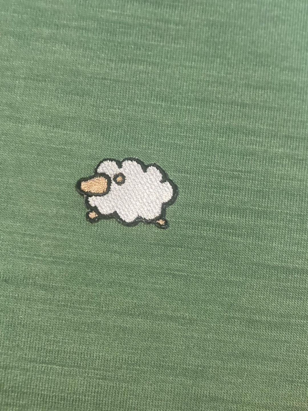 ひつじTシャツ